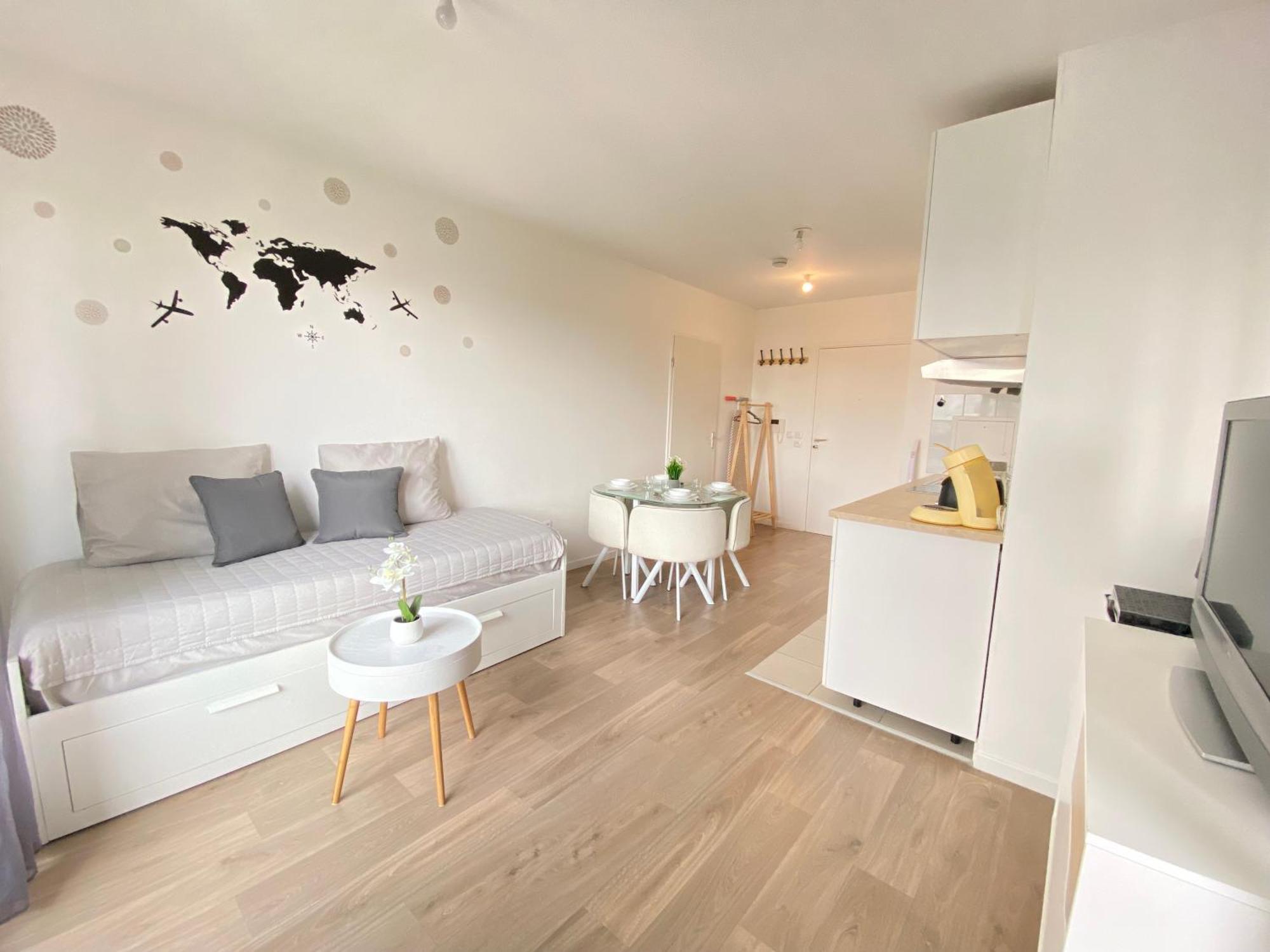Grand Studio Montevrain - Disneyland Rer A Bagian luar foto