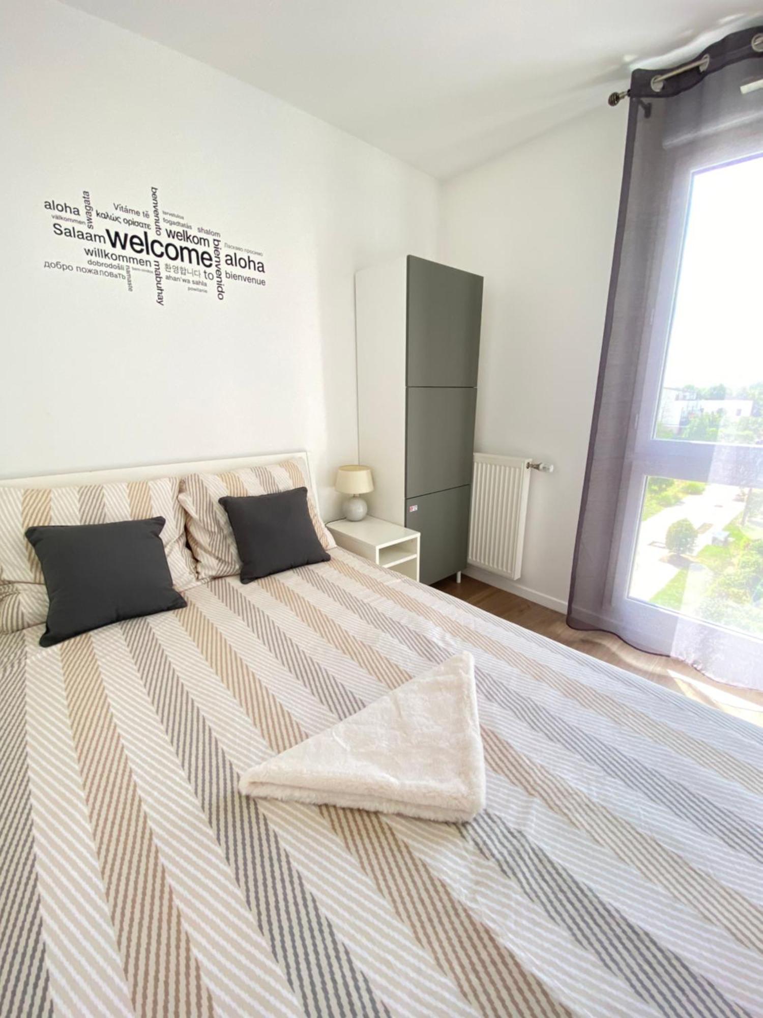 Grand Studio Montevrain - Disneyland Rer A Bagian luar foto